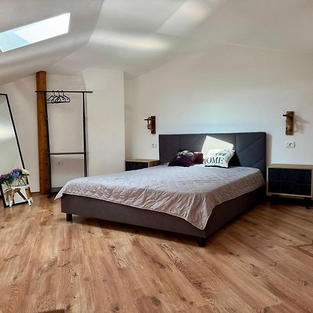 Gallery City Center Apartment Skopje Luaran gambar